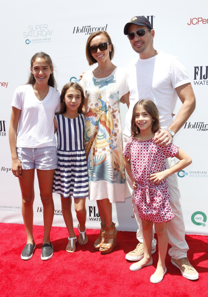 Giuliana Rancic, Bill Ranic and Giuliana's nieces on the red carpet at Ovarian Cancer Research Fund's Super Saturday LA
